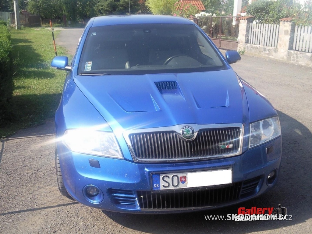 Bývala Škoda Octavia II RS 2,0 TFSi