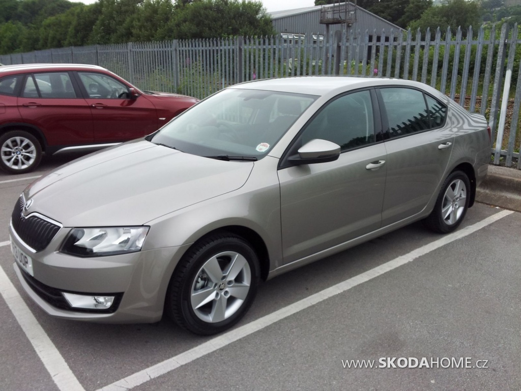 Skoda Octavia III - 1.2 TSI cappuccino beige