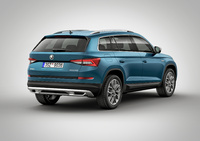 Kodiaq_Scout_34REAR.jpg