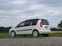 skoda-roomster_07-nestandard2.jpg