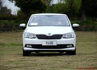 skoda-fabia-2015-010.thumb.jpg.203f3b78a0e431647b8467d42c1a715c.jpg