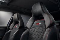 KODIAQRS_seats_detail.thumb.jpg.e89ecaf221fed4b6e5644fc8155cb744.jpg