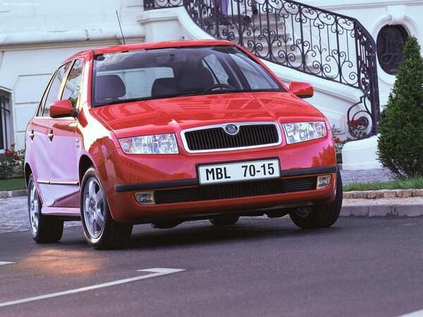 skoda-fabia_2000_1600x1200_wallpaper_11.jpg