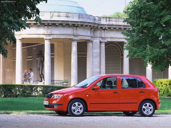 skoda-fabia_2000_1600x1200_wallpaper_15.jpg