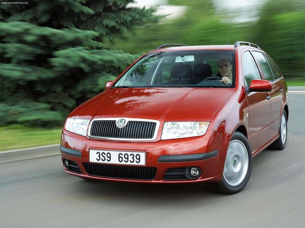 skoda-fabia_combi_2005_1600x1200_wallpaper_02.jpg