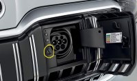 skoda-superb-iv-nabijeci-zasuvka.jpg