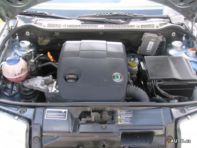 Škoda Fabia I 1.2 HTP 2004 Výmena vzduch filtru