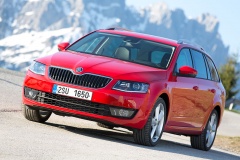 SKODA Octavia 3 Combi Red 007