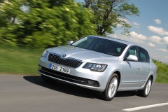 SKODA-Superb-Facelift-224.jpg