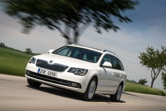 SKODA Superb Facelift 001