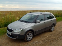 SKODA Fabia II Combi Scout 054