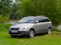 SKODA Fabia II Combi Scout 007