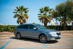 SKODA Superb 2 0TDi 001